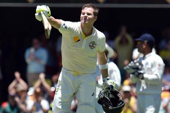 Aussies edge ahead of India with Smith ton