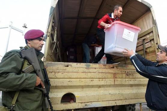 Tunisians vote for post-revolution president