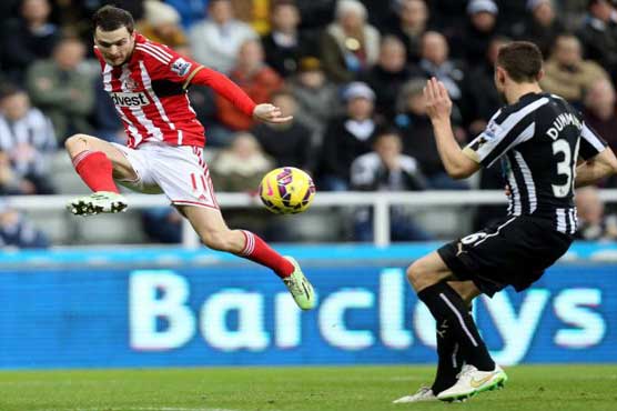Sunderland strikes late in 1-0 win over Newcastle