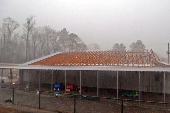 Severe storms slam US South, killing at least 4