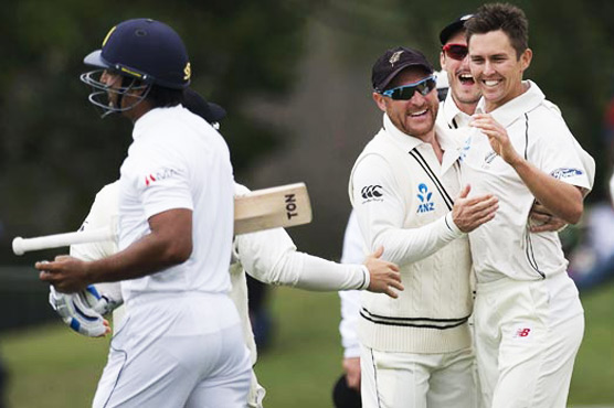 Cricket: Boult double gives New Zealand crucial break