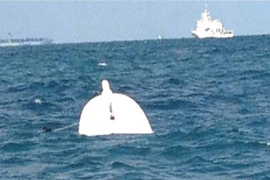 Eight missing after migrant boat sinks off Turkey: reports