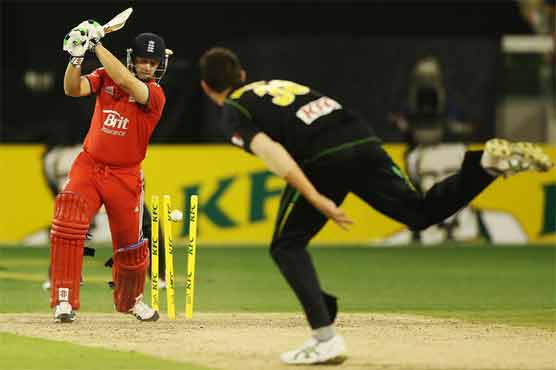 Cricket: Australia too strong for England to take T20 series