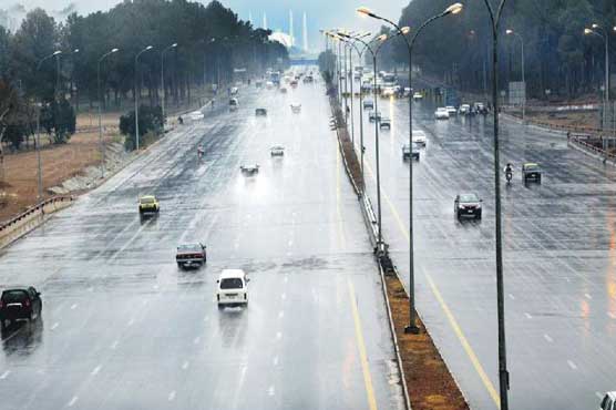Rain, snowfall hit different parts of Pakistan
