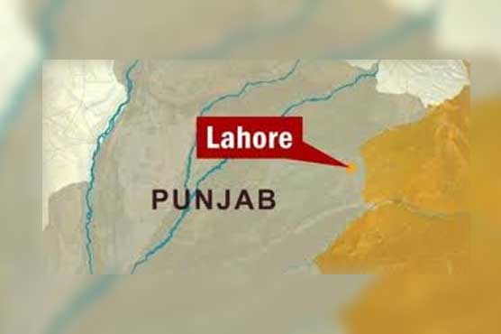Three killed, 12 injured as truck-van collide on Raiwind Road