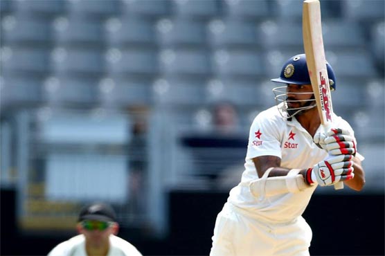 Steady India edge towards winning target