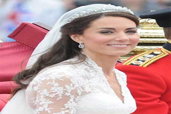 Prince William's wife Kate dazzles in queen's diamond