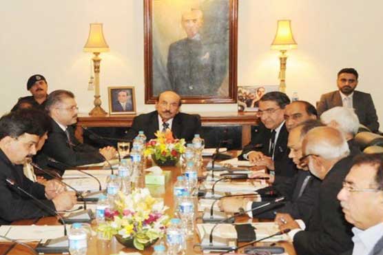 Targeted operation to continue without bowing to pressure: Qaim Ali Shah