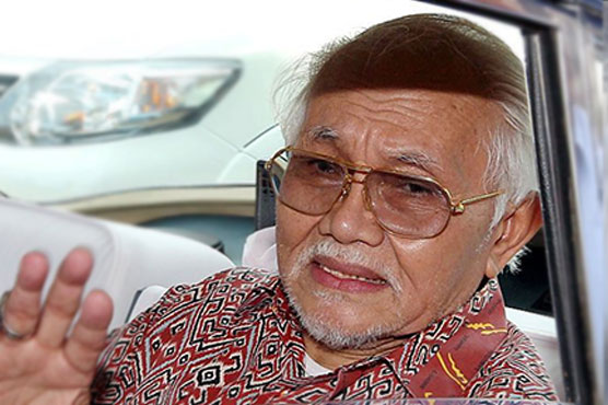 Controversial Malaysian state boss to resign