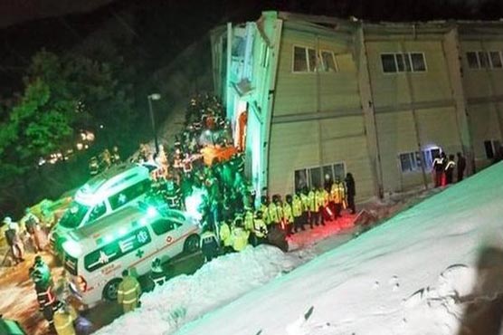 10 dead, dozens trapped in S. Korea building collapse