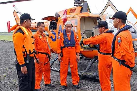 Rescued Japan divers return home after Indonesia ordeal