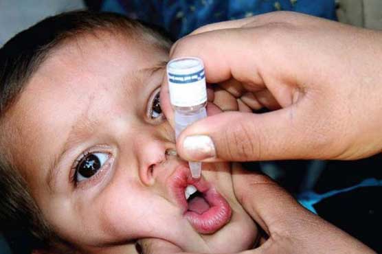 Anti-polio drive underway in Karachi, motorcycles banned