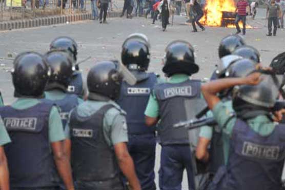 Bangladesh braces for more violence on weekend 
