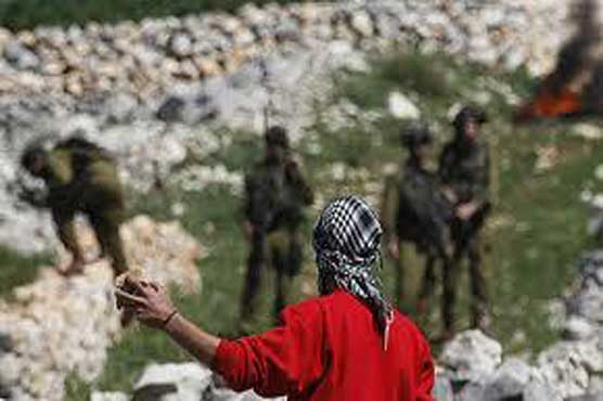 Palestinian youth shot by Israeli troops dies 