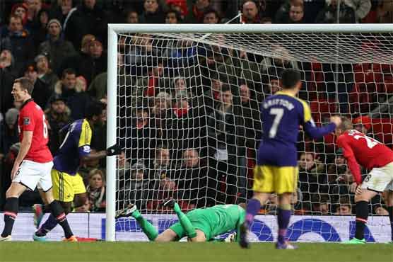 Football: Swansea dump Man United out of FA Cup