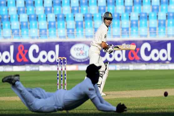 Pakistan 57-1 at lunch in second Test