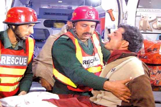 15 killed as two buses fall into ravine after collision near Murree 