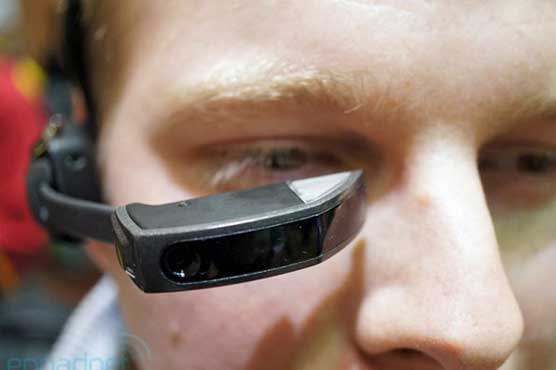 Internet eyewear much in view at CES trade fair 