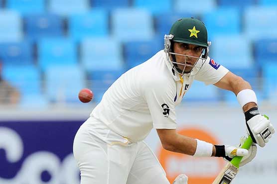 Pakistan 189-4 at lunch, need 34 to avoid innings defeat