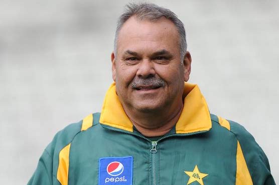 Losing toss key to defeat: Pakistan coach Whatmore