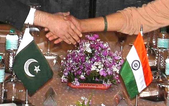Pakistan, India hold trade talks today 