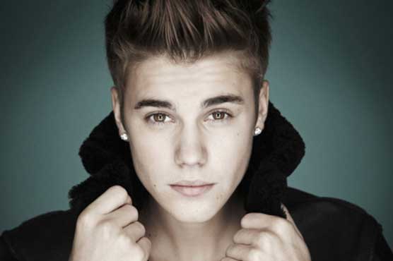 Police raid Justin Bieber's home, arrest man for drugs