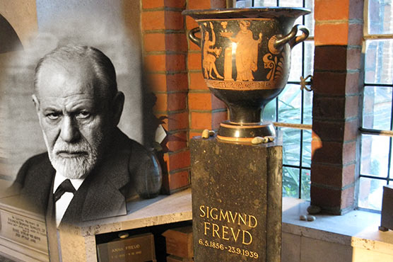 Thieves try to steal Sigmund Freud's ashes