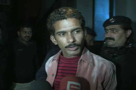 Police apprehends armed suicidal man who had a 'broken heart'