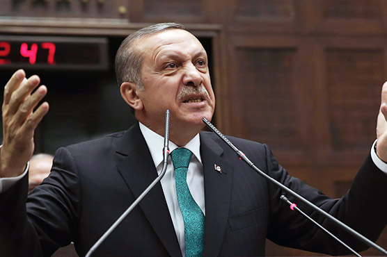 Embattled Turkey PM faces tough talks with EU