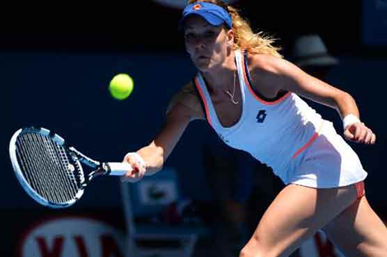 Tennis: Radwanska beats defending champion Azarenka