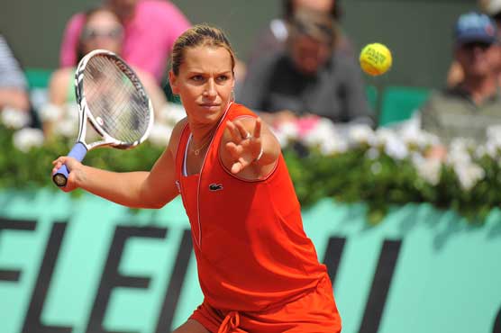 Cibulkova beats Radwanska to make Aussie Open final