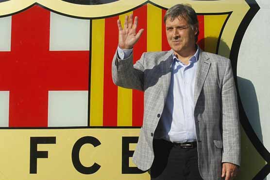 Barca hoping to defy off field distractions