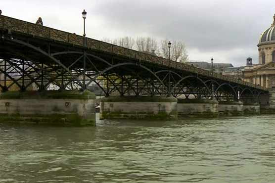 Paris at high risk from once-a-century flood: OECD