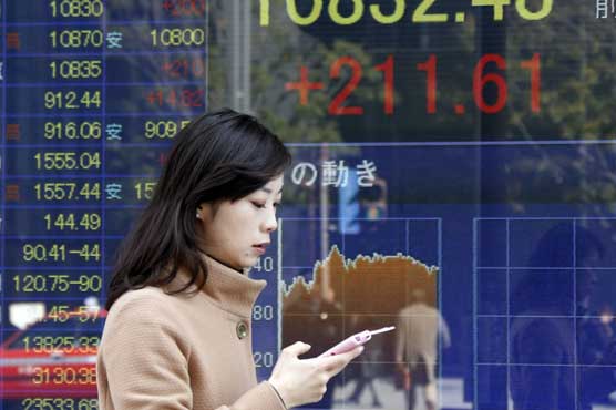 Japan trade deficit hits record high in 2013