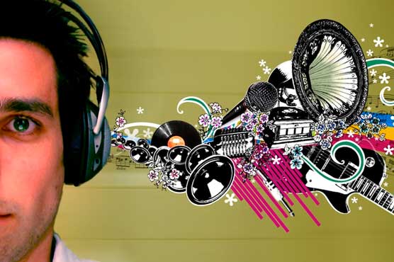 One Direction takes new record industry award as top band of 2013