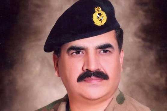 Jhelum: COAS Gen Raheel Sharif witnesses army exercises 