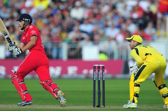 England win toss, bat against Australia 