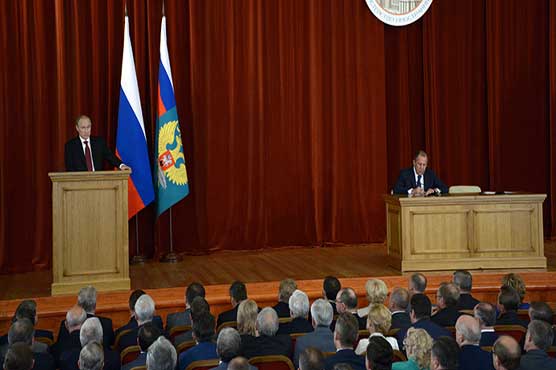 Putin slams US, says Europe 'natural partner'