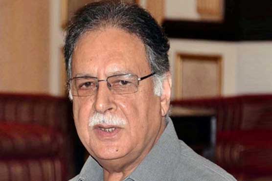 Govt invites Imran Khan to dialogue, Pervaiz Rasheed assures to address concerns