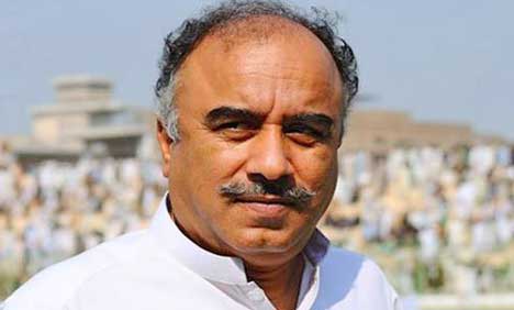 KP cabinet reshuffled for 3rd time, Shah Farman deprived of ministry