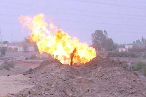 Yemen tribesmen blow up main oil export pipeline