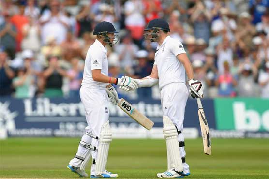 Root, Anderson turn match in England’s favour