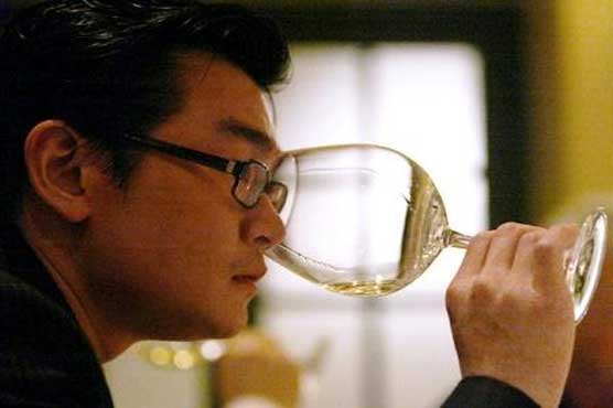 US delays sentencing of wine dealer for third time