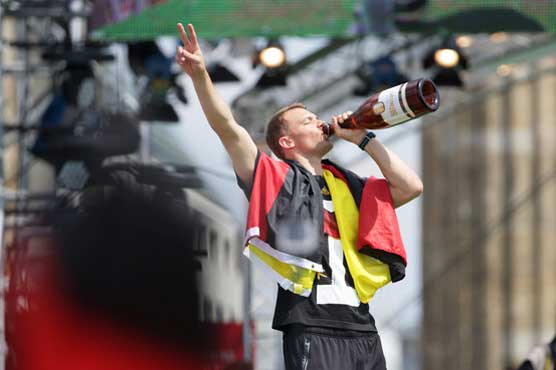 German thieves stole 10 truckloads of beer during World Cup