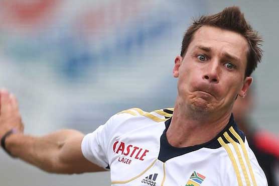 Five-wicket Steyn rips through Sri Lanka