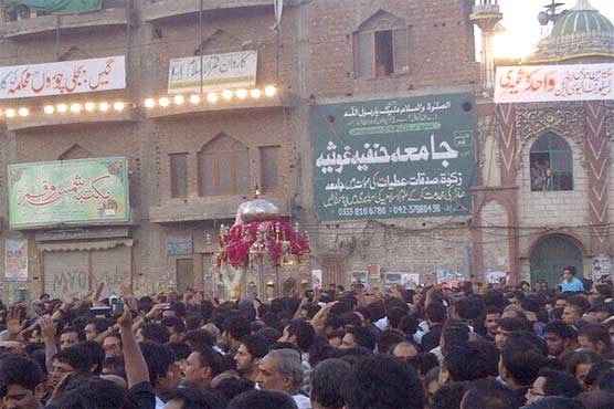 Youm-e-Ali processions underway amid tight security