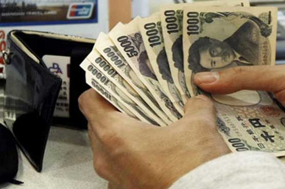 Yen advances in Asian trade