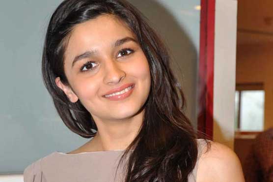 I'm a very clumsy human being, says Alia Bhatt