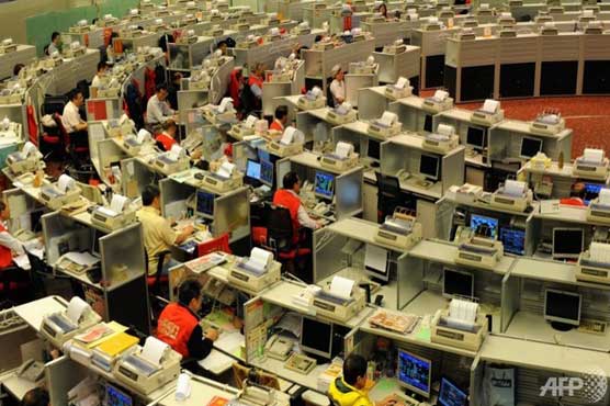 Asian shares boosted by China manufacturing data