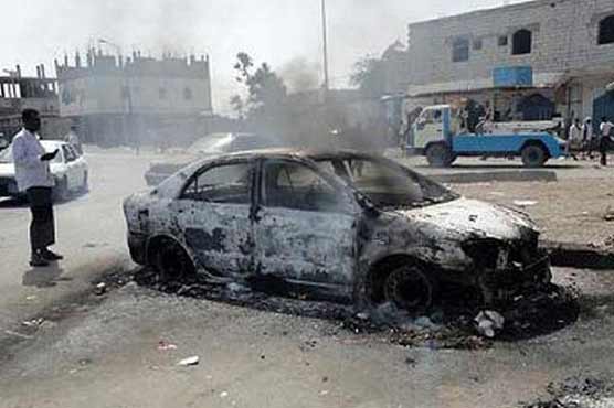 2 soldiers, 10 'Qaeda' dead in Yemen suicide car bomb bids